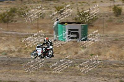 media/Apr-20-2025-AHRMA (Sun) [[393a79c373]]/Race/Group 2/Turn 4b/